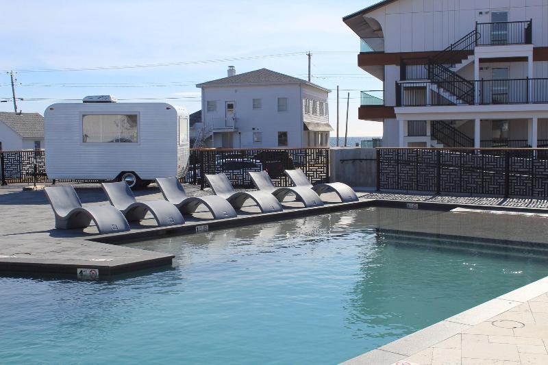 York Beach Surf Club - photo 14