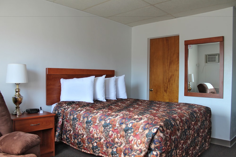 Budget Host Crestview Inn - photo 7