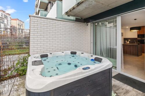 Lam Jegeho Alej Jacuzzi Free Parking — 4-Star Luxury Hotel in Bratislava, Slovakia