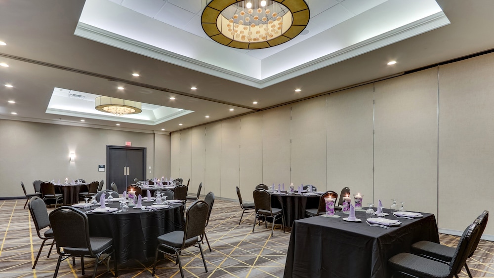 Holiday Inn Staunton Conference Center by IHG - photo 62