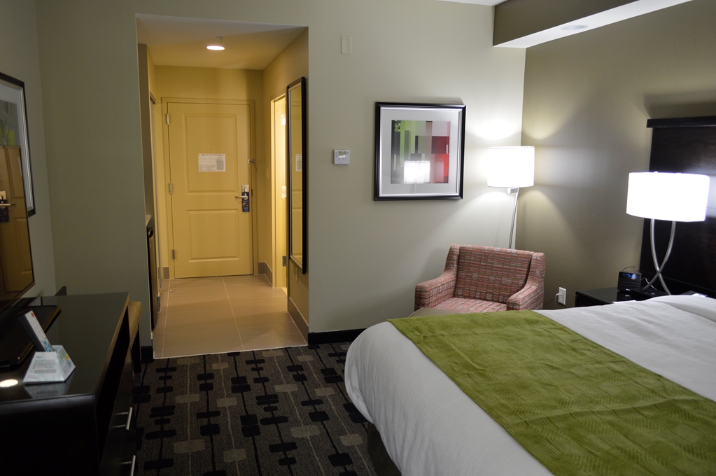 Best Western Premier University Inn - photo 13