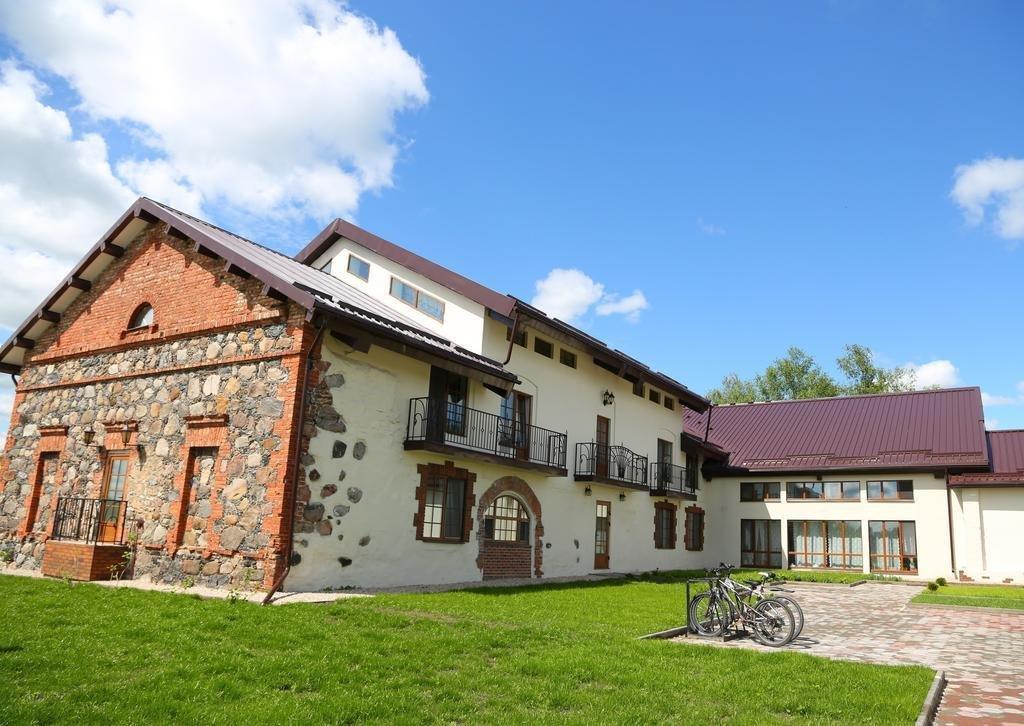 Island Park — hotel in Ostrov