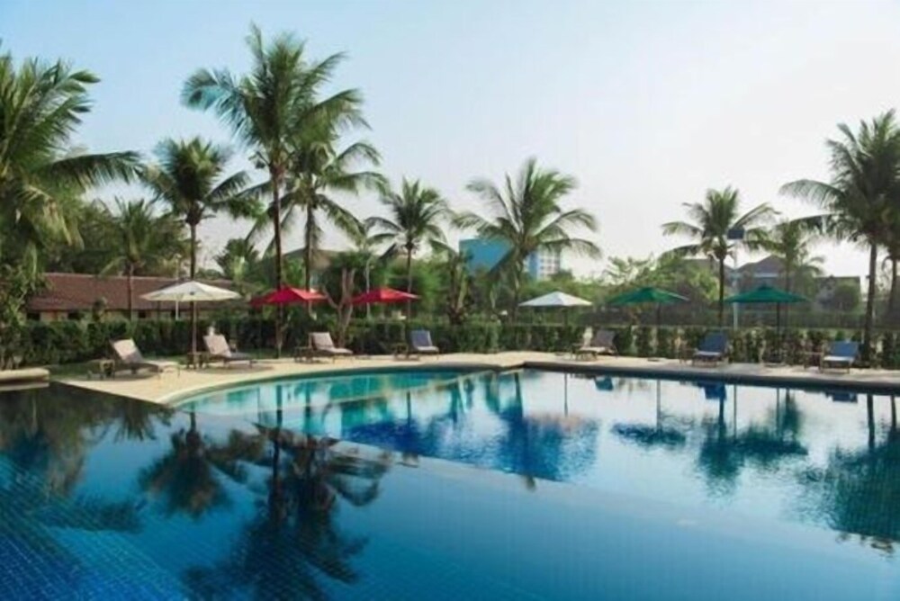 Khung City Hotel — 4-Star Luxury Hotel in Vientiane, Laos