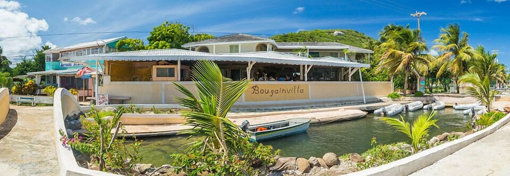 Bougainvilla Hotel — hotel near Canouan Airport