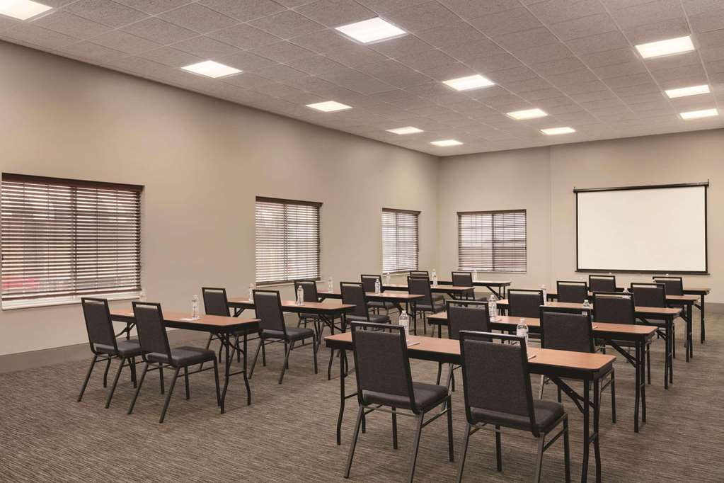 Country Inn & Suites by Radisson London KY - photo 25