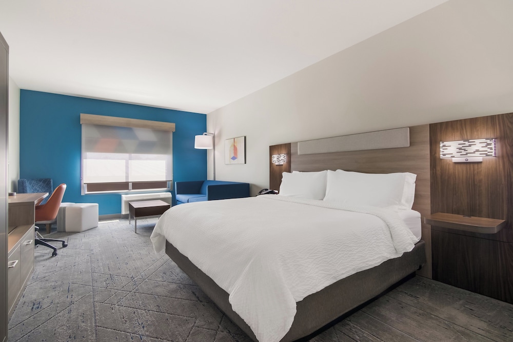 Holiday Inn Express & Suites Springdale Fayetteville Area - photo 10