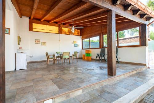 Flower House in Villa carisciola — 4-Star Luxury Hotel in Carovigno, Italy