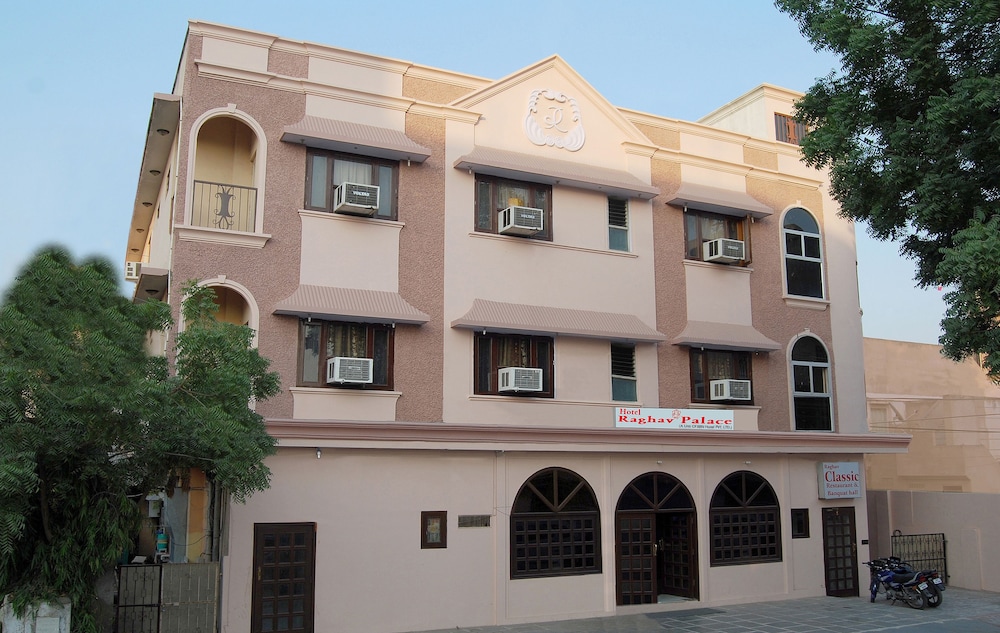 Hotel Raghav Palace - last minute hotel in Jaipur
