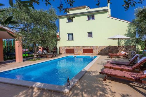 Villa Versovica by Briskva — 4-Star Luxury Hotel in Marcana, Croatia