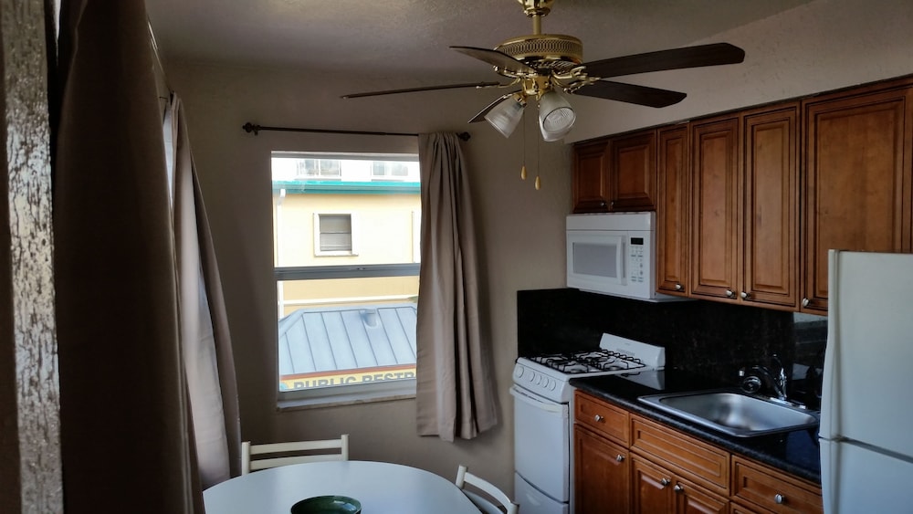 La Terrace Oceanfront - photo 13