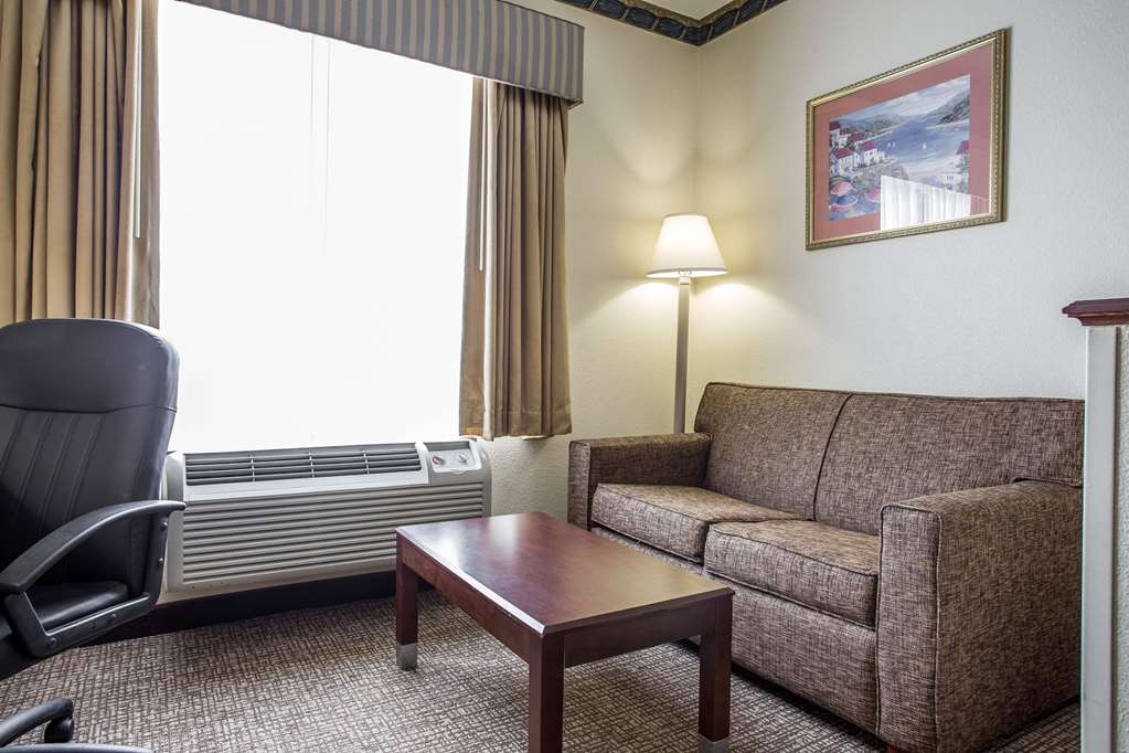 Comfort Inn & Suites Ft. Jackson Maingate - photo 18