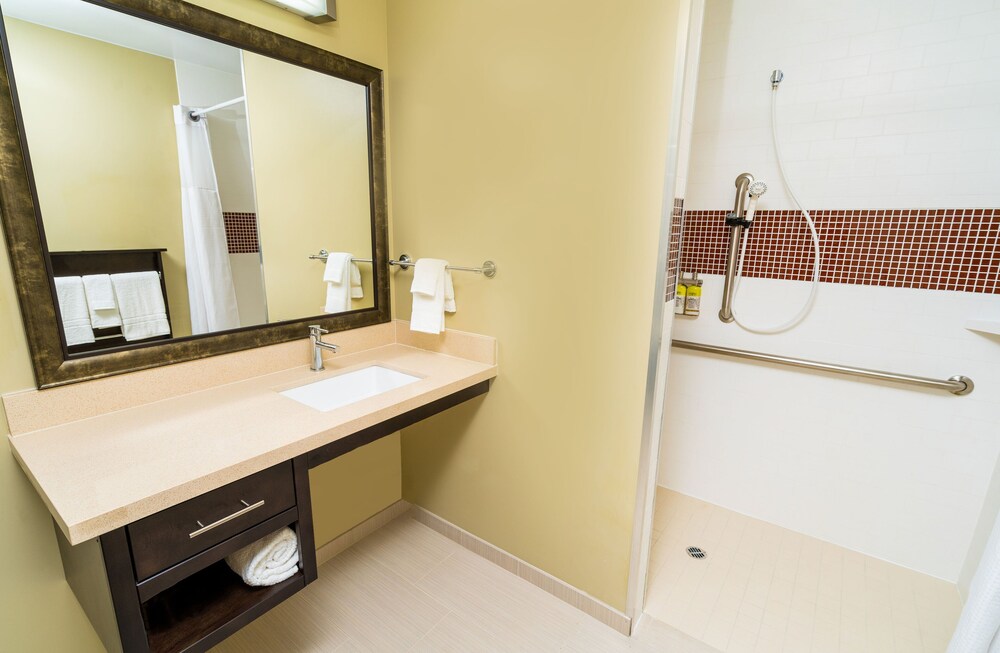 Staybridge Suites Newark Fremont by IHG - photo 29