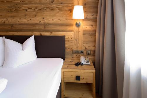 Zillertaler Weinstadl — hotel in Schwendau