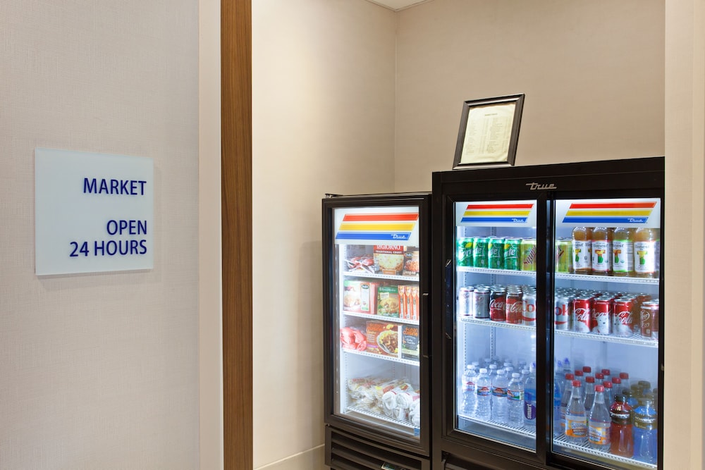 Holiday Inn Express Hotel & Suites Oakland Airport by IHG - photo 16