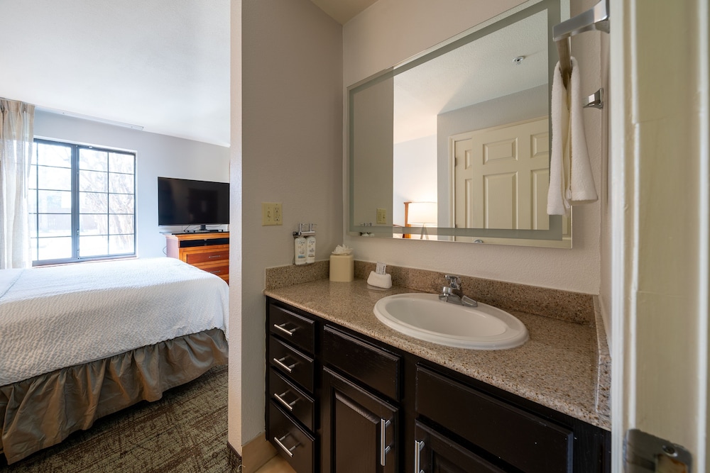 Staybridge Suites Houston West Energy Corridor by IHG - photo 18