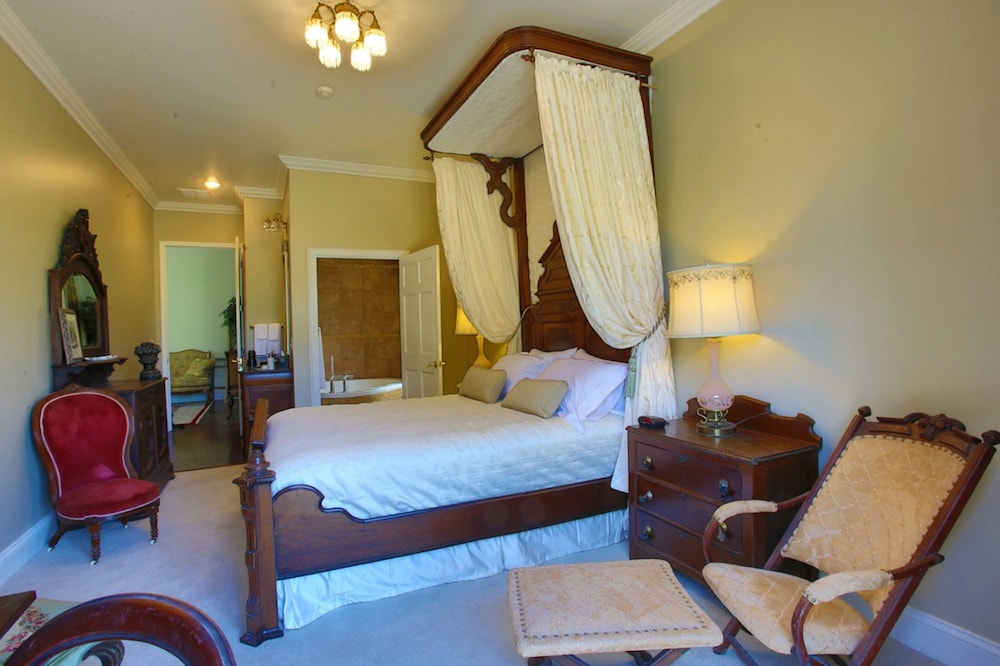 Inntiquity A Country Inn - photo 4