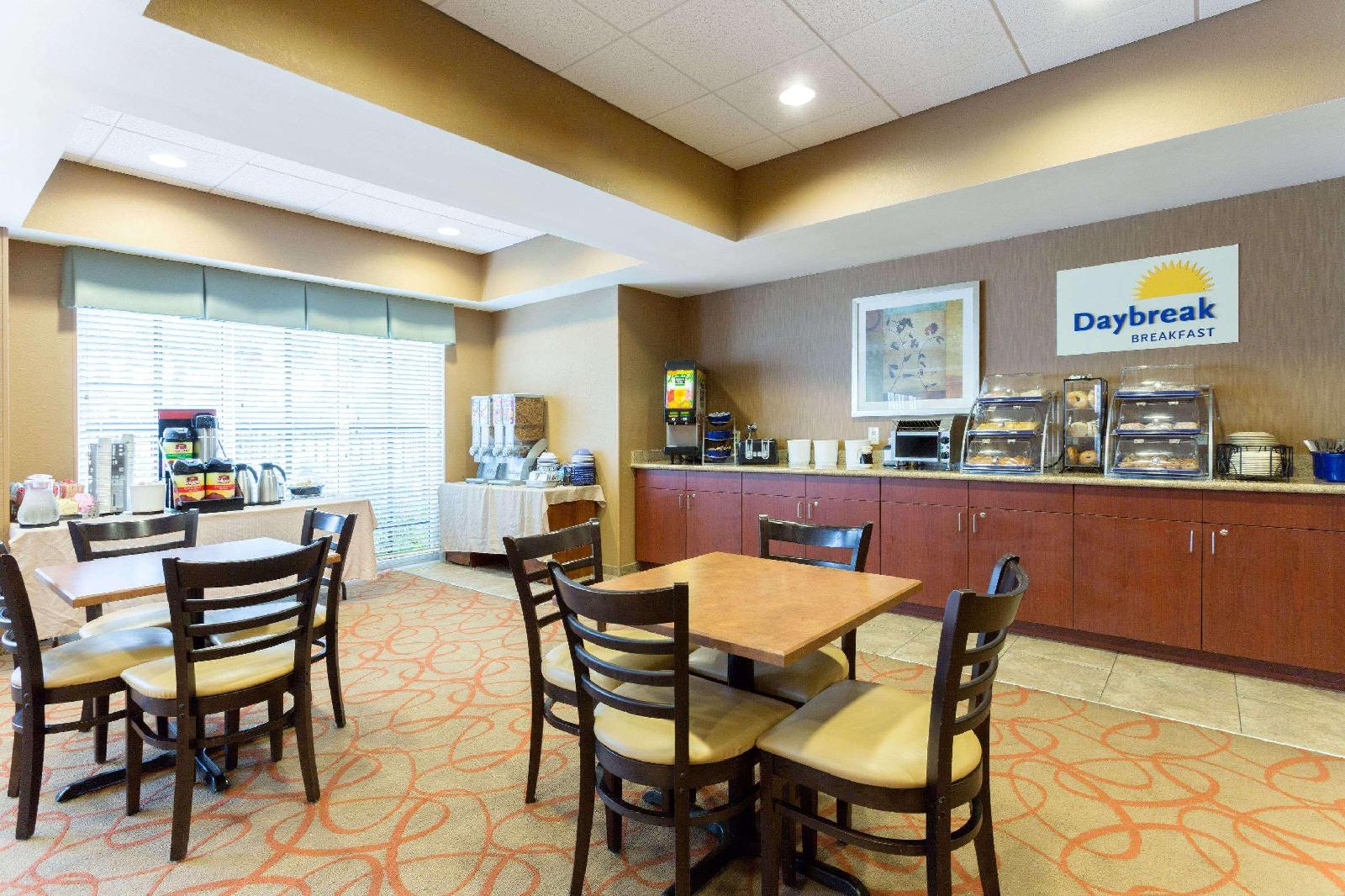 Holiday Inn Express & Suites Palm Coast I 95 - photo 13