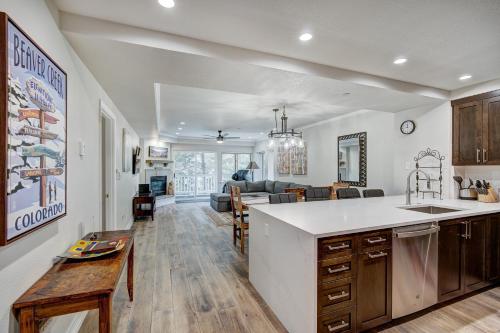 Modern and Updated St James Premium 3 Bedroom Residence condo — 4-Star Luxury Hotel in Beavercreek, United States