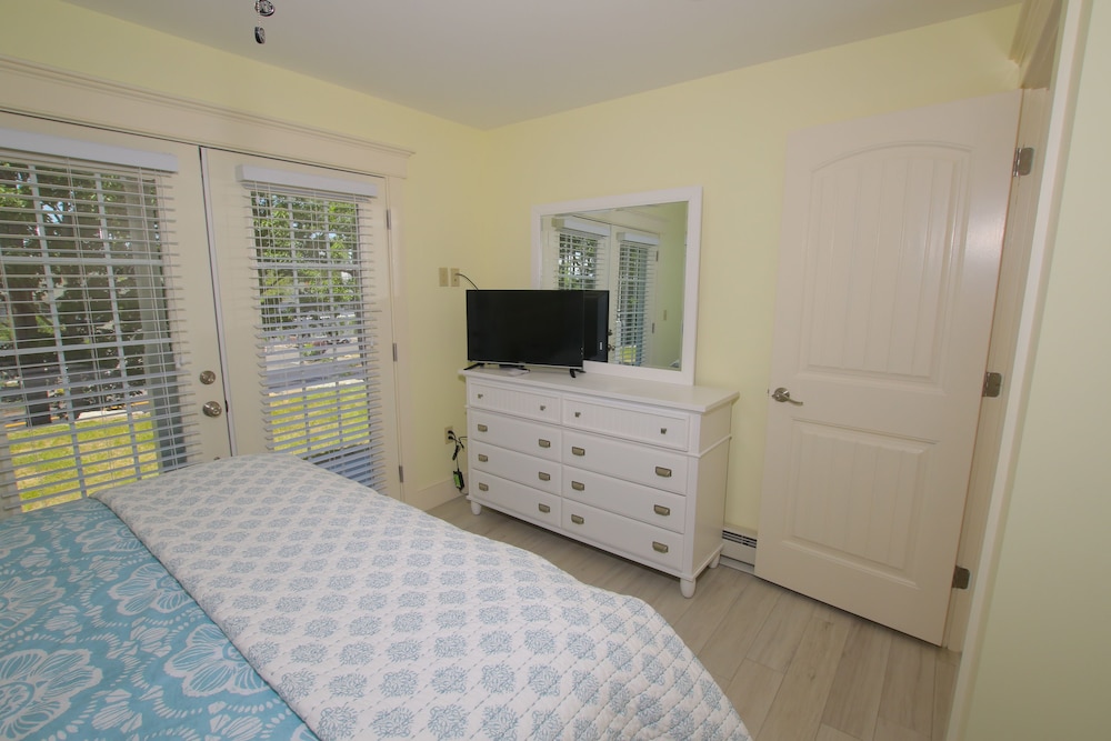 Sheepscot Harbour Village Resort - photo 4