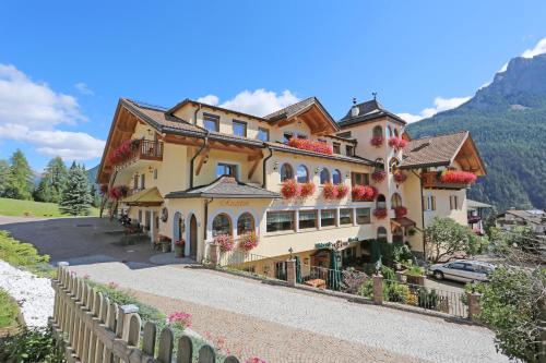 La Grotta — hotel in Vigo Di Fassa