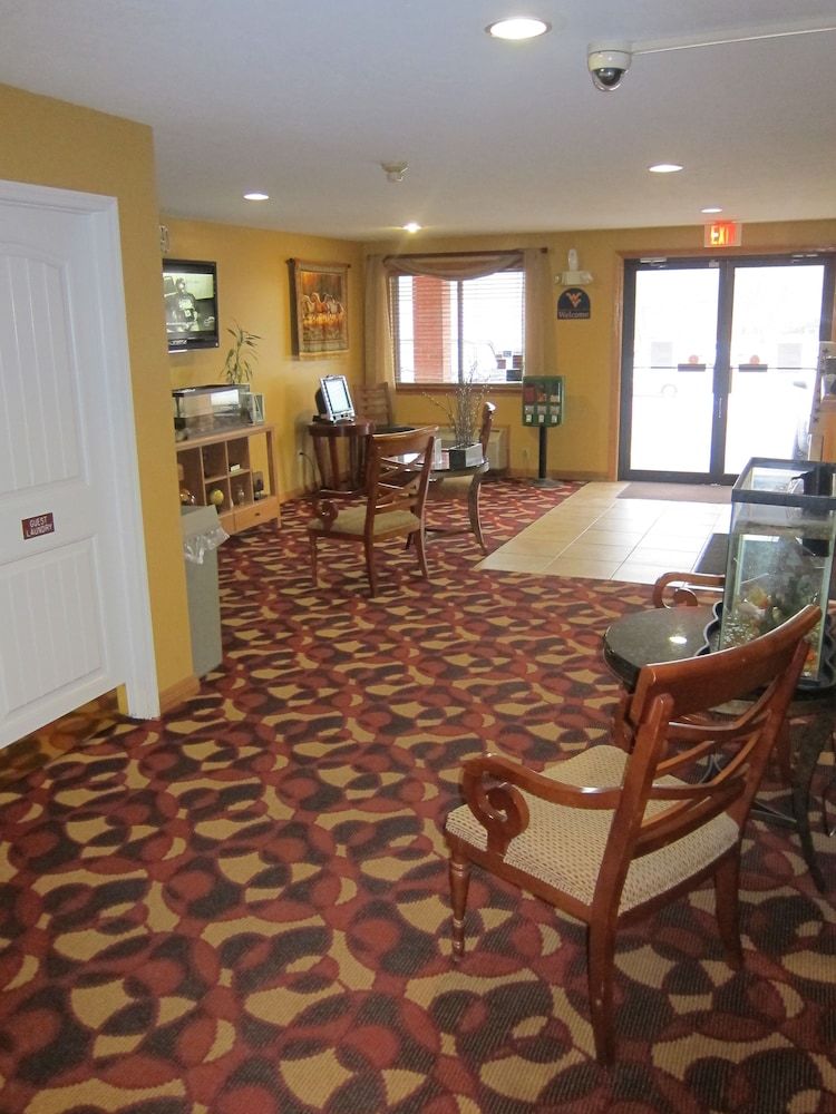 Mountaineer Inn - photo 13