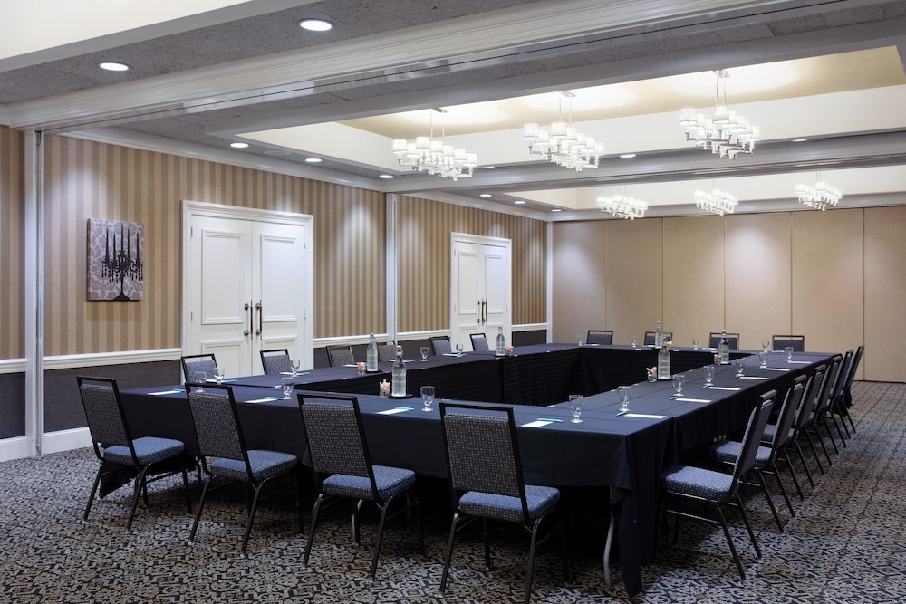 Sheraton Charlotte Hotel - photo 24