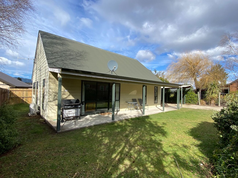 15b Caverhill Close - carbon neutral hotel in Unknown City