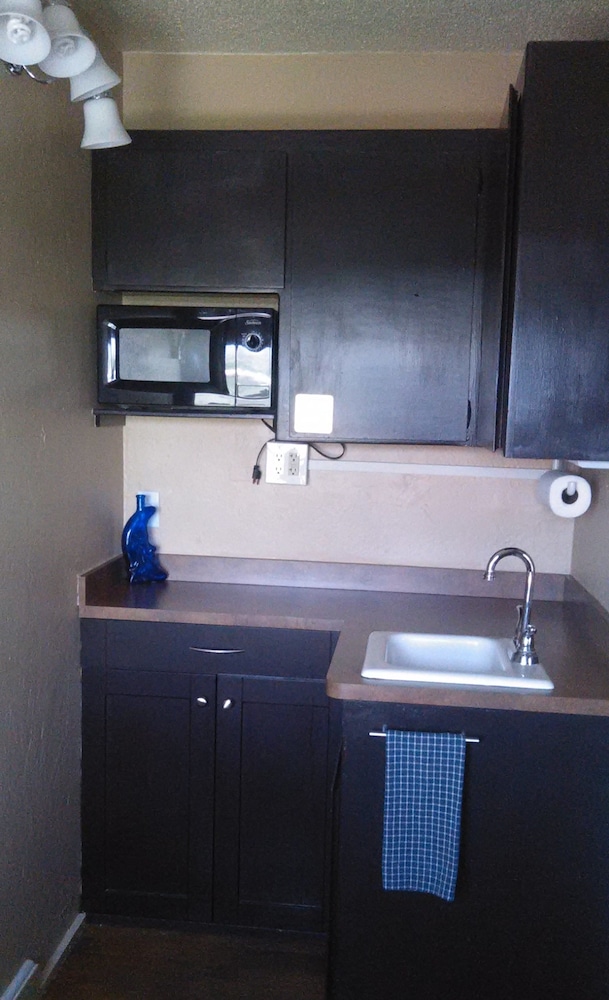 Cottonwood Hotel - photo 40