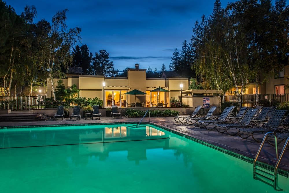 Sharon Green Apartments — 4-Star Luxury Hotel in Menlo Park, United States
