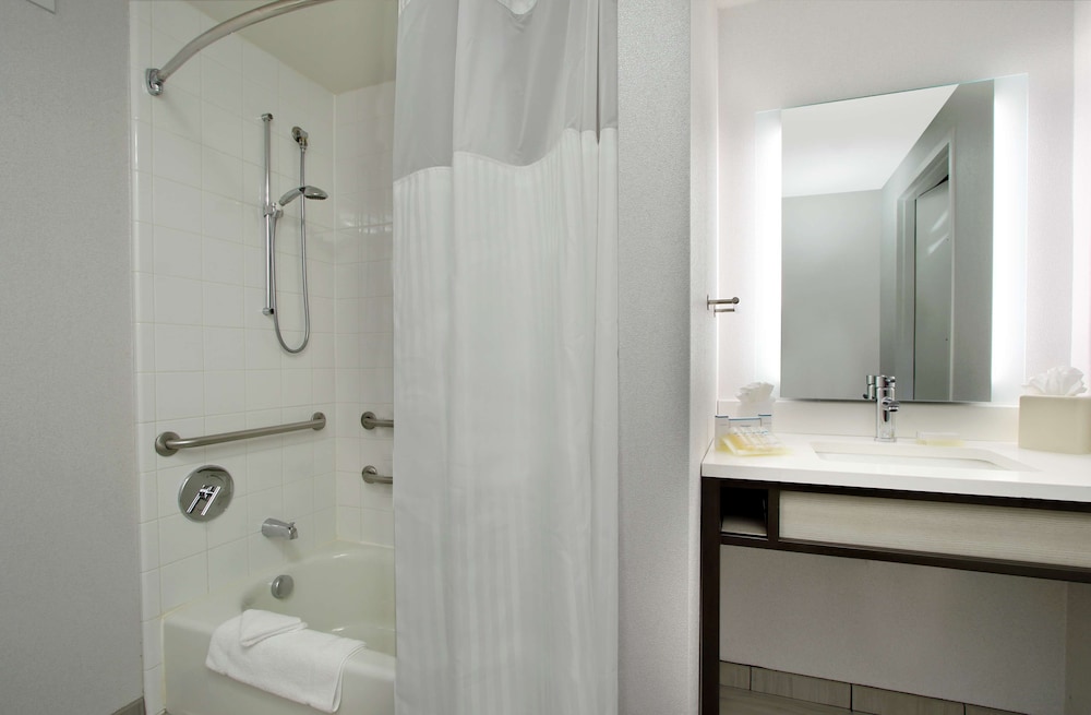 Hilton Garden Inn Columbus University Area - photo 17