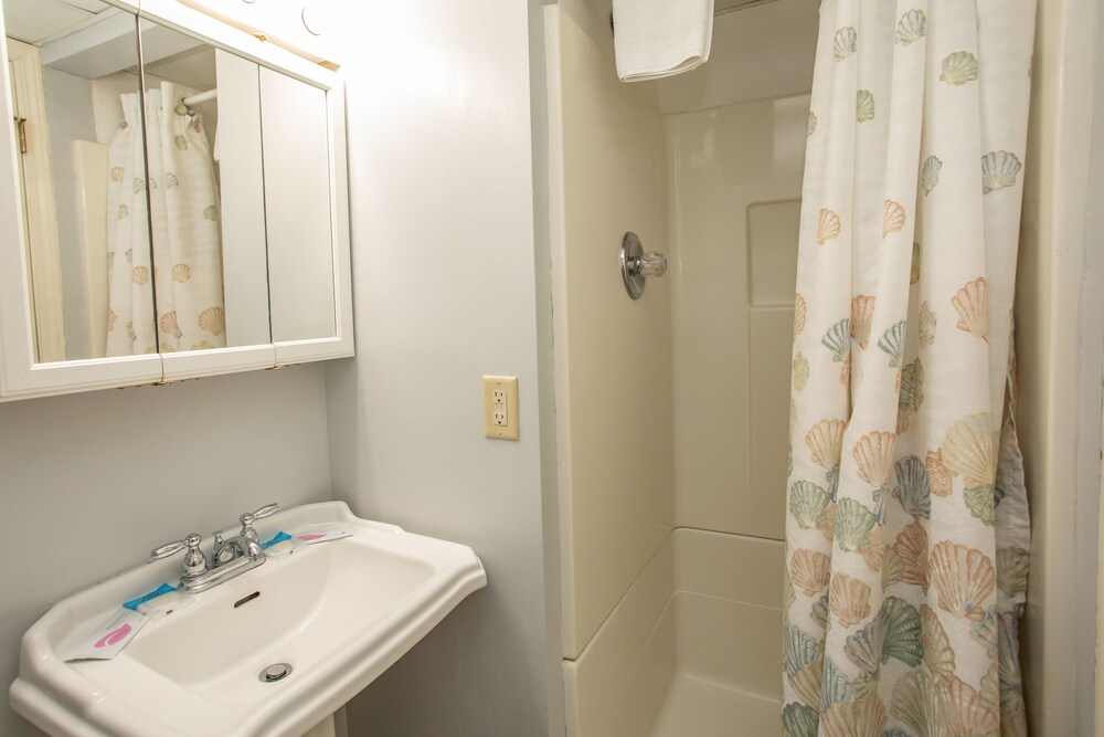 Royal Garden Resort 602 2 Bedroom Condo by RedAwning - photo 15
