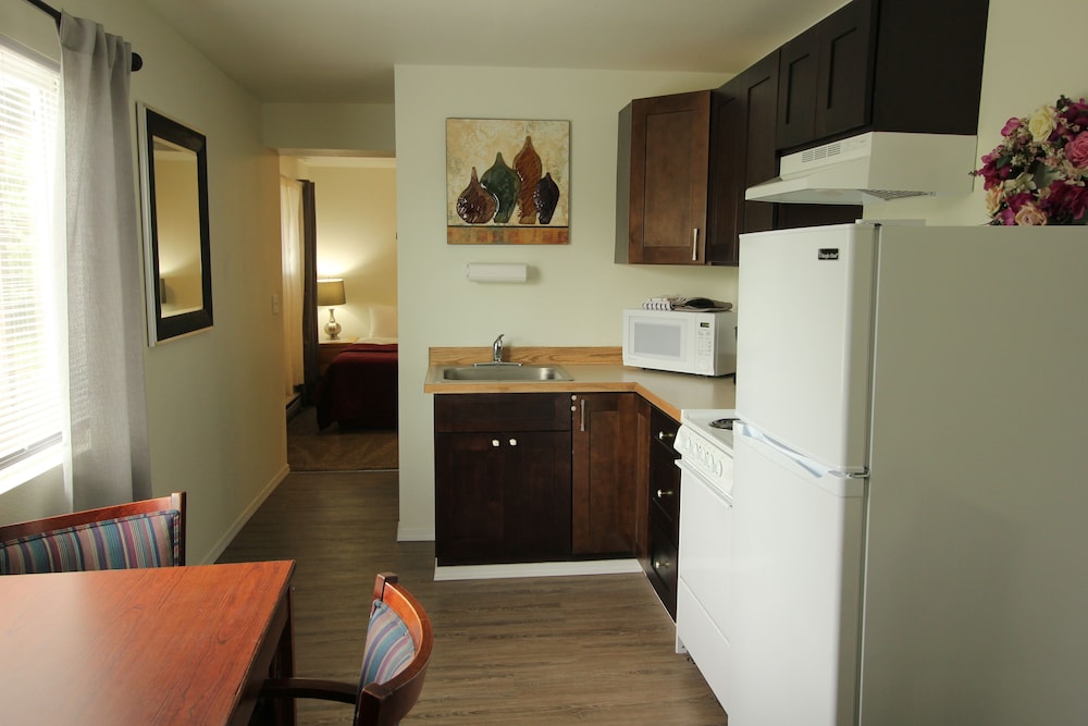 Mariner's Cove Inn - photo 12