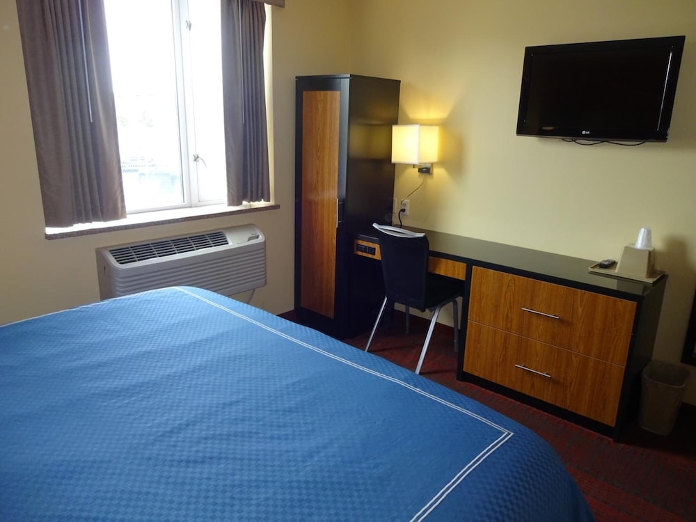 Hotel Bliss - photo 20