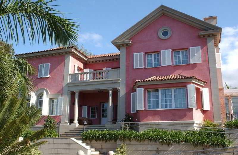 La Chiripa Gardens & Resort — 4-Star Luxury Hotel in Puerto De La Cruz, Spain