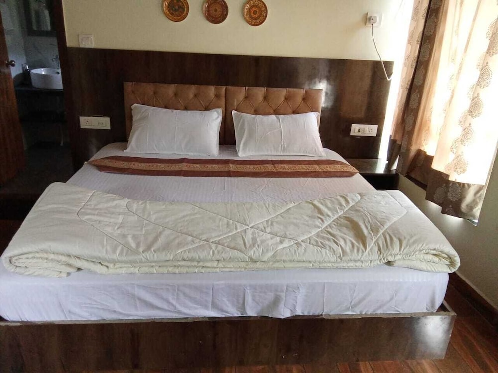 Aranyaka River Resort — Unknown City — photo 3