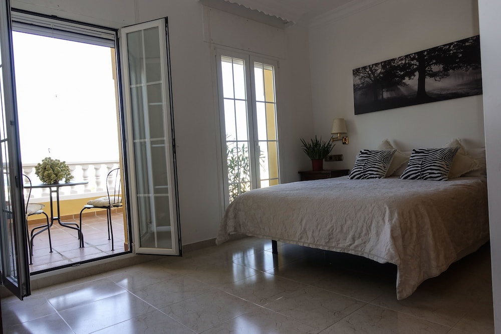 Villa Borja — 4-Star Luxury Hotel in Torre Del Mar, Spain