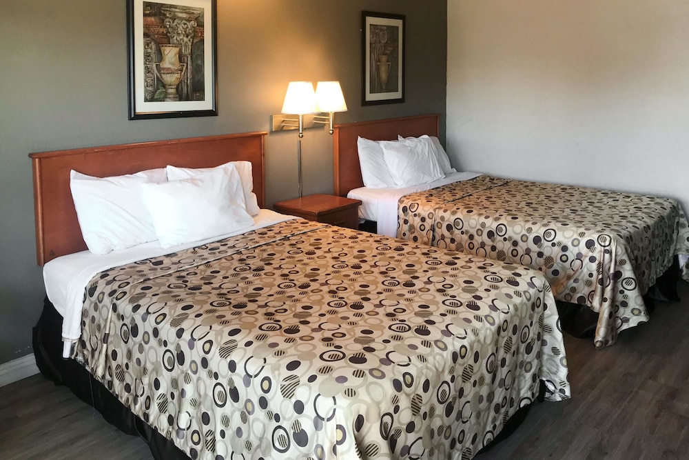 Rodeway Inn Ontario Airport Mills - photo 8