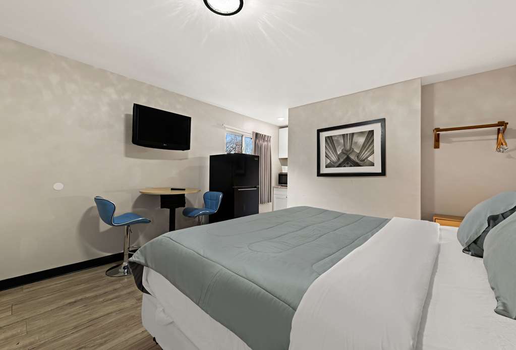 Rodeway Inn Charlotte Independence Blvd. - photo 20