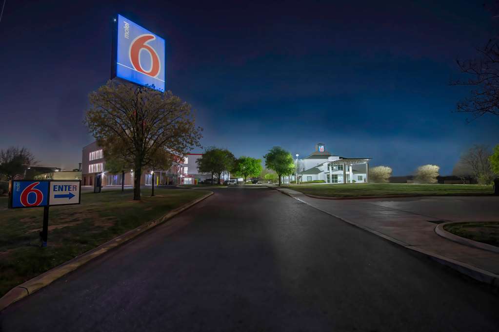 Motel 6 San Antonio TX Sea World North - photo 3