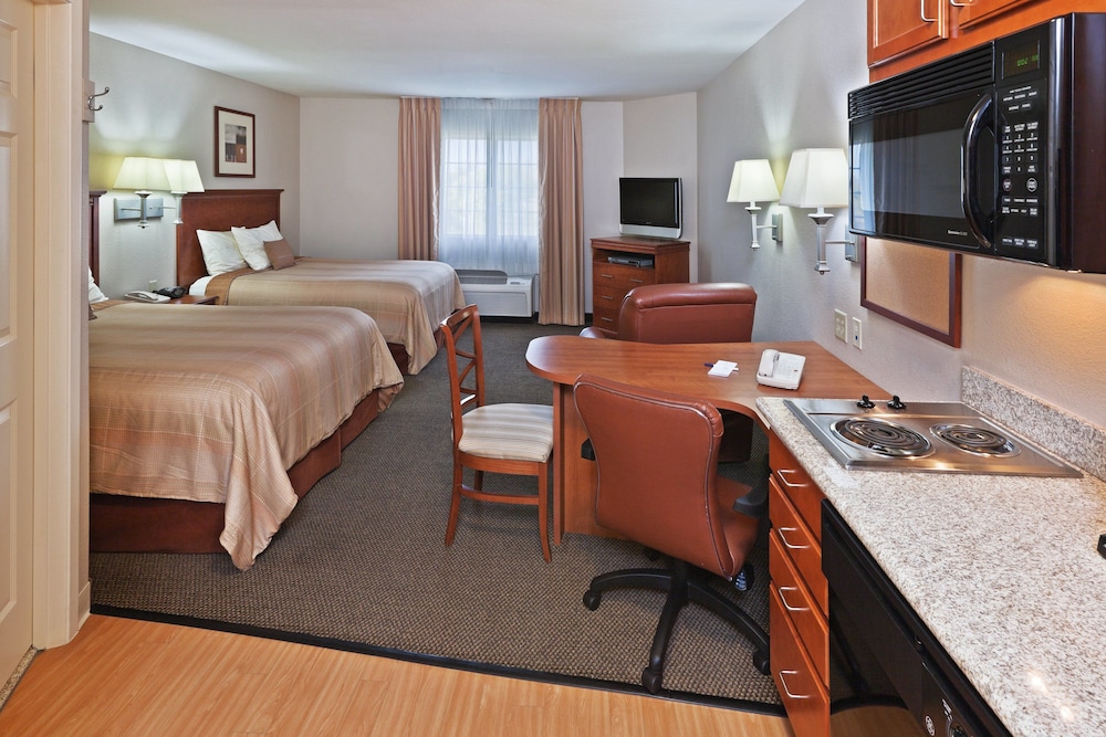 Candlewood Suites Wichita Falls at Maurine Street by IHG - photo 5