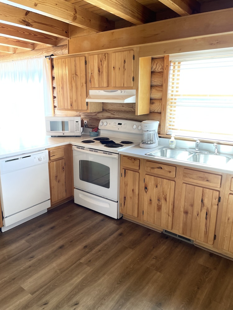 Crown Point Resort - photo 32