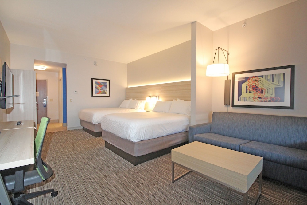Holiday Inn Express & Suites Ocala by IHG - photo 8