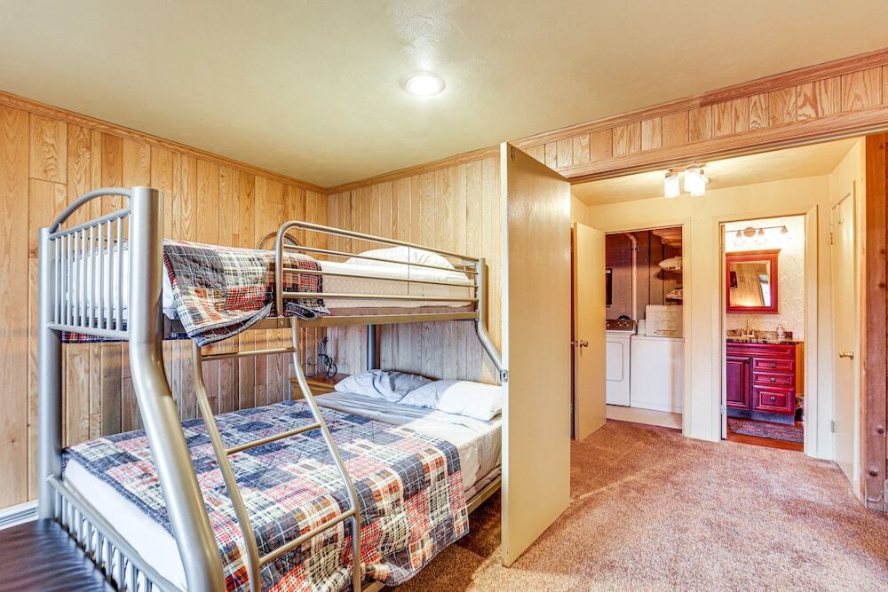 Pristine Resort Townhome 2 Mi to Seven Springs Mtn - photo 3
