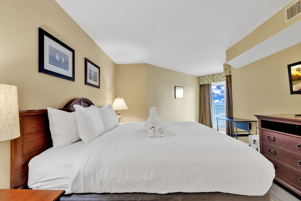 Carolinian Resort Stunning Condos - photo 14