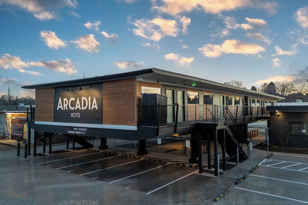 Arcadia Hotel in Garden City, United States
