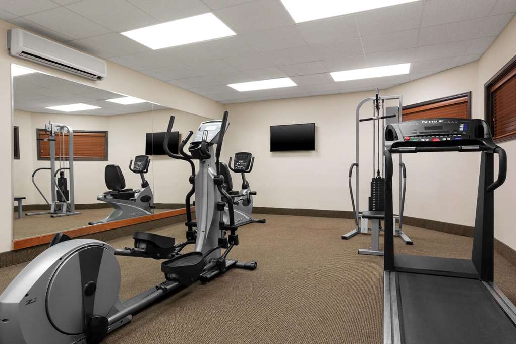Wingate by Wyndham Bentonville AR - photo 8