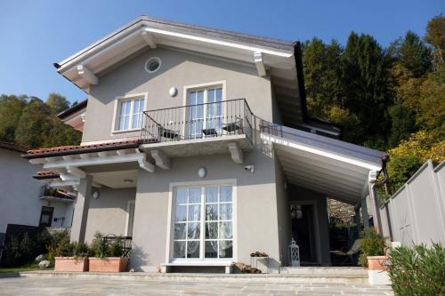 Casa Irma — 4-Star Luxury Hotel in Cannobio, Italy