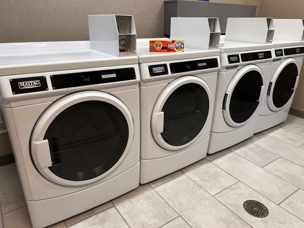 Hampton Inn & Suites by Hilton Marina - photo 38