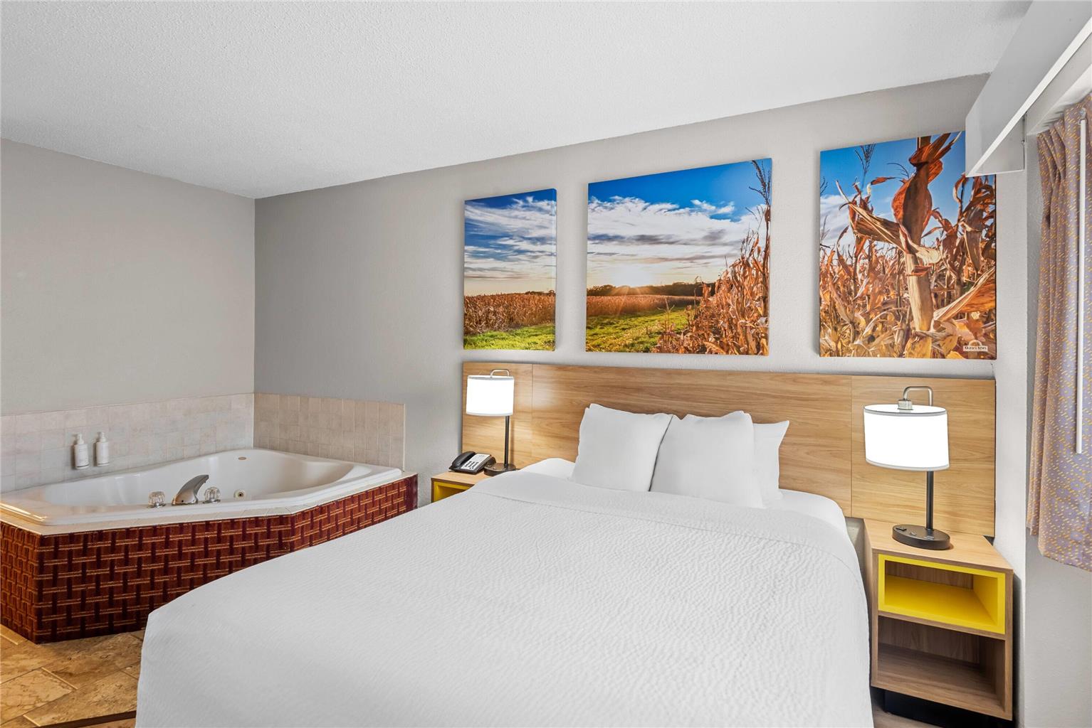 Days Inn by Wyndham Ames - photo 24