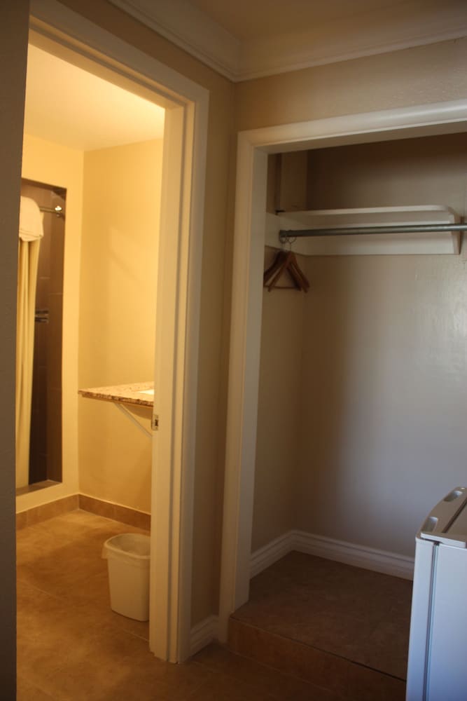 A 1 Budget Motel - photo 65